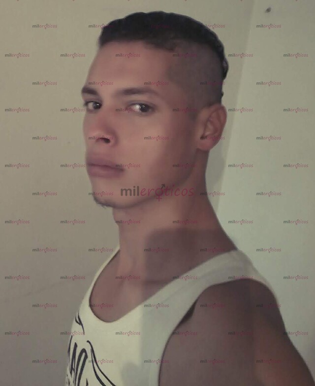 FOTOS DE MIGUEL HOMBRE BIEN DOTADO PARA SATISFACER CUALQUIER NECESIDAD