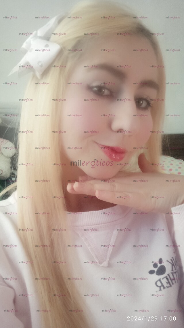 FOTOS DE SOY ADHARA, CHICA QUE TE ENAMORA, FLAQUITA PUTITA, LINDA, TE HARÉ SUBIR AL CIELO