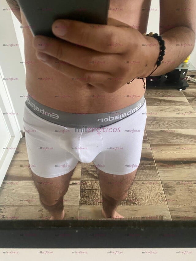 FOTOS DE JOVEN DE 28 AÑOS BUSCO ENCUENTRROS CASUALES CON MUJERES O PAREJAS