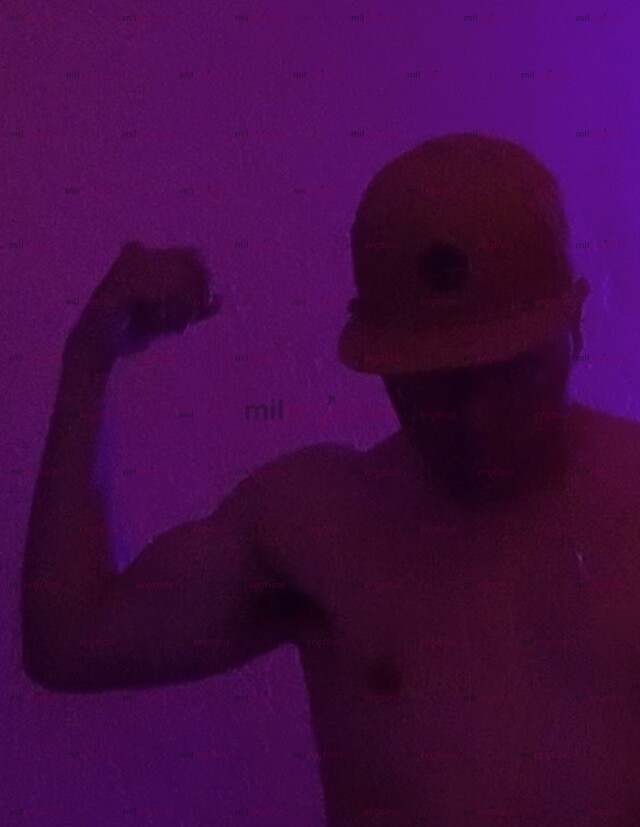 FOTOS DE UNIVERSITARIO CON LUGAR. DISCRETO, 1.80 INTER