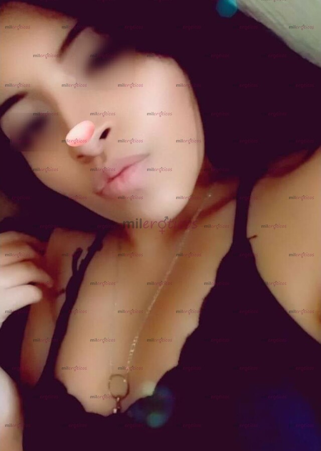 FOTOS DE ORAL NATURAL!! 19 AÑOS Y MUY CALIENTE VAGINA MOJADITA Y APRETADA