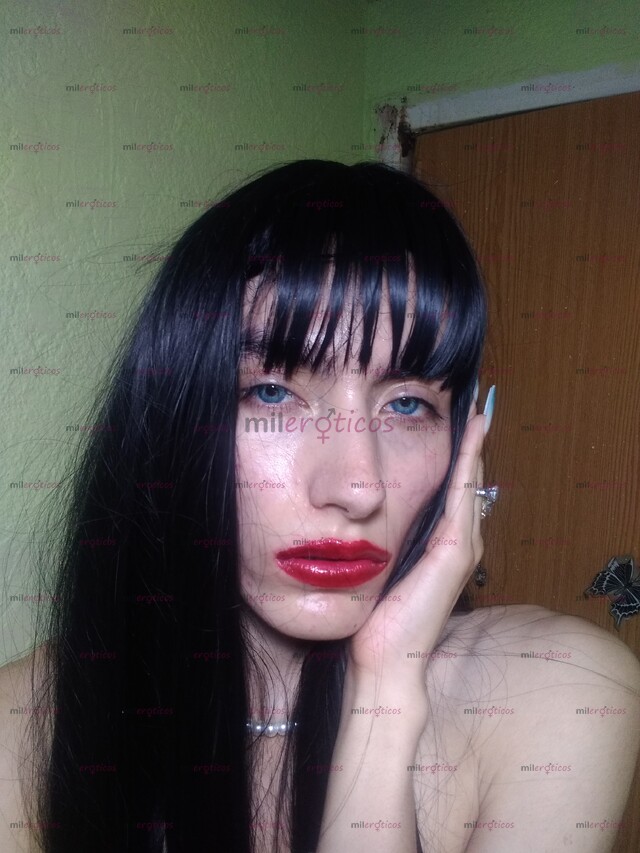 FOTOS DE SOY MUY FEMENINA TENGO 19 AÑOS DE EDAD. SUPER HERMOSA PARA TI CARIÑO