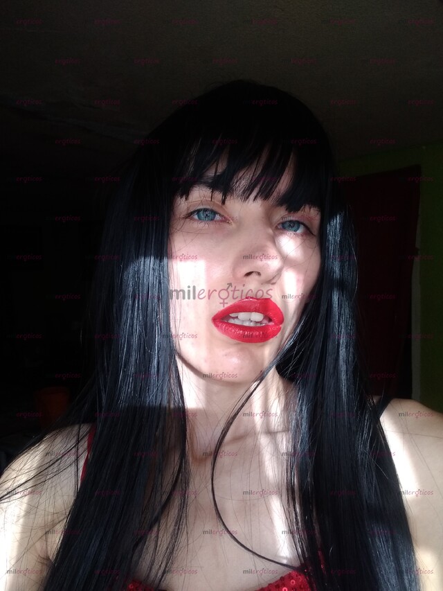 FOTOS DE SOY MUY FEMENINA TENGO 19 AÑOS DE EDAD. SUPER HERMOSA PARA TI CARIÑO