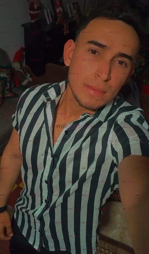 FOTOS DE STARLYN UN JOVEN BIEN ARRECHO PARA COMPLACERTE