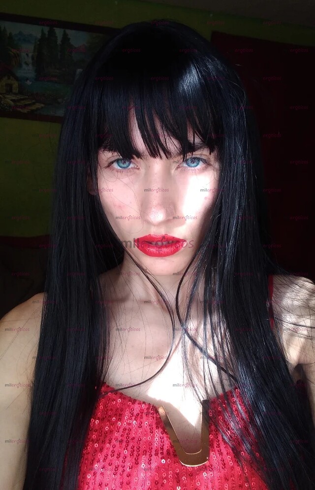 FOTOS DE SOY UNA CHICA TRANS DE 19 AÑOS DE EDAD. SOY SEXY, COMPLACIENTE, SENSUAL, AMABLE.