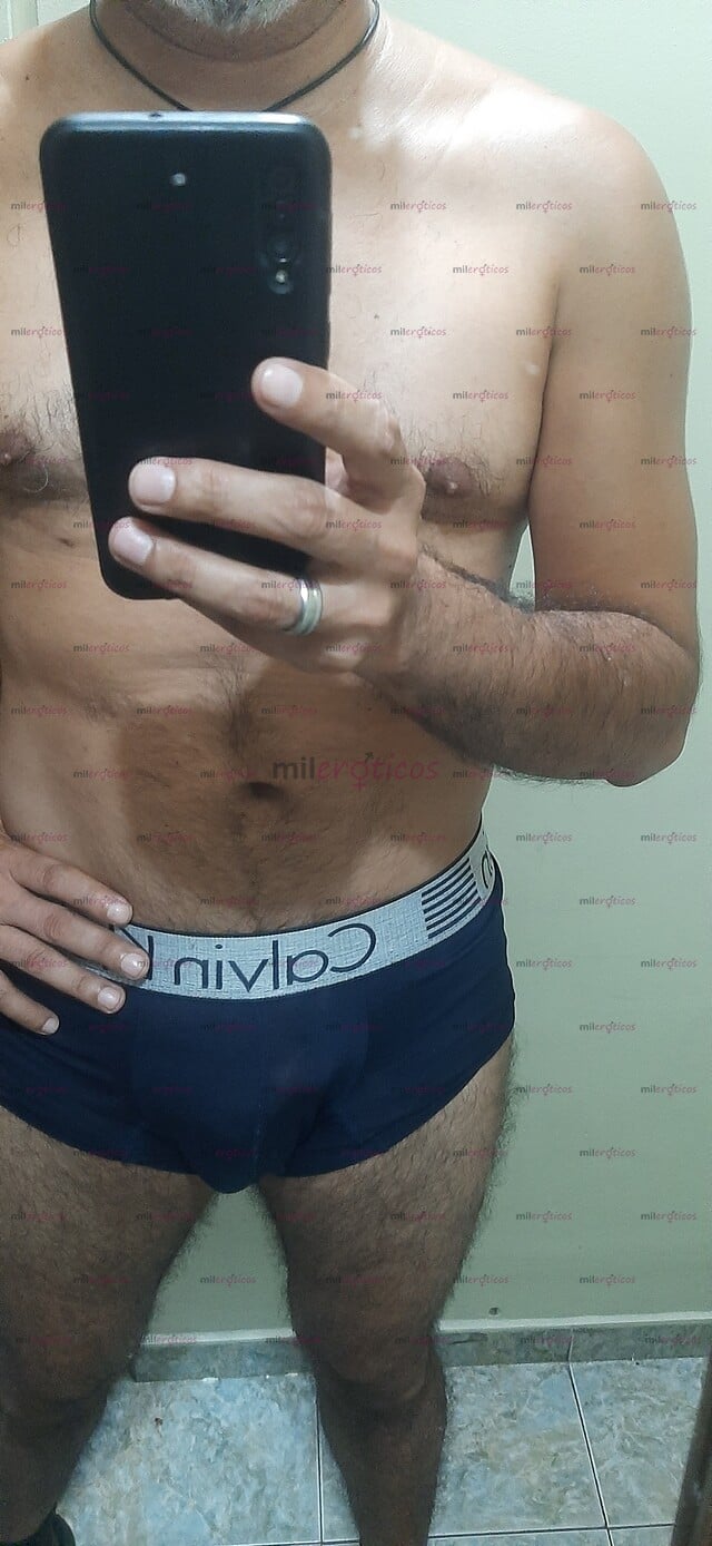 FOTOS DE CABALLERO MADURO ACTIVO ATIENDO HOMBRES Y PAREJAS. SOLO LLAMADAS 3011634110