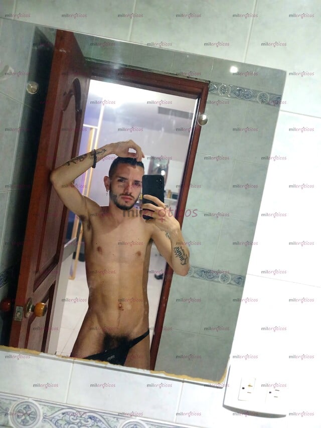 FOTOS DE LECHERO ATENTO DESCOMPLICADO RELAJADO PARCHADO SERIO PARA GENTE BIEN