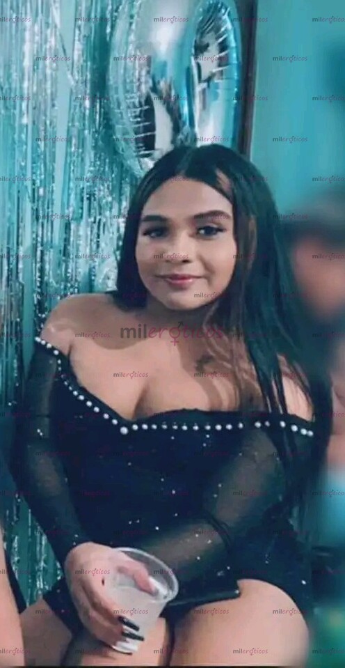 FOTOS DE CINTHIA LA NIÑA TRANS MÁS COMPLACIENTE