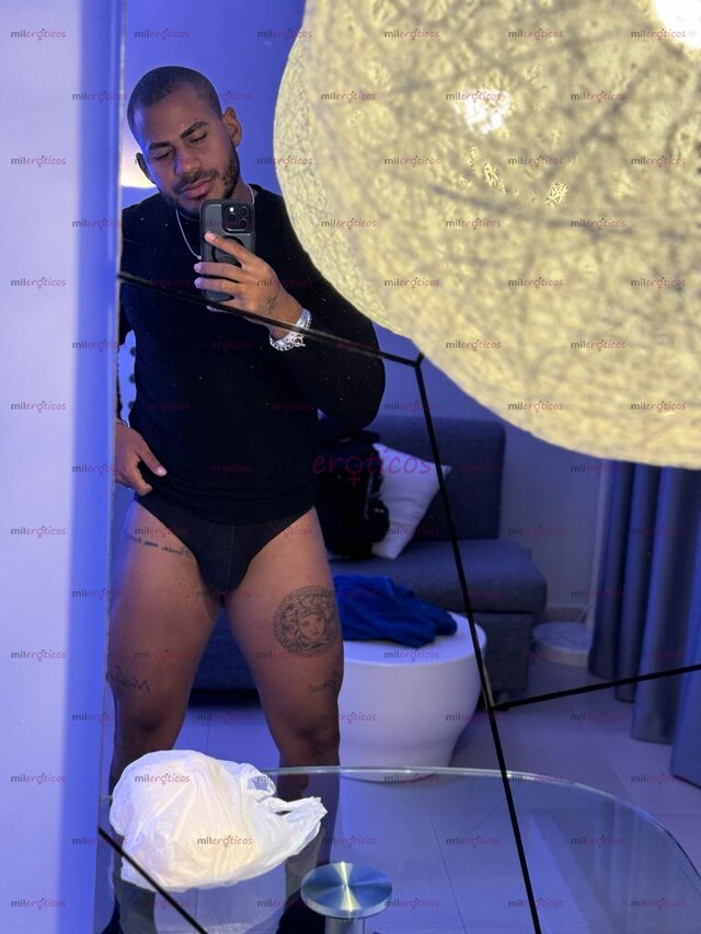 FOTOS DE CHICOCUBANODOTADO LISTO PARA DARTE UNA NOCHE DE LOCURA Y DE SEXO EXTREMO