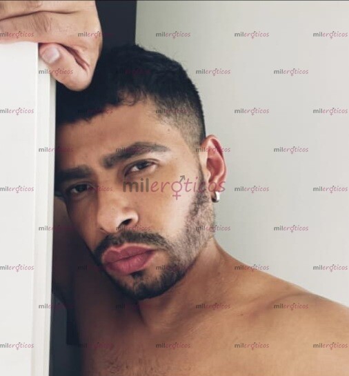 FOTOS DE HERMOSA VERGA GRANDE GRUESA Y DURA DISPONIBLE ESCRIBEME