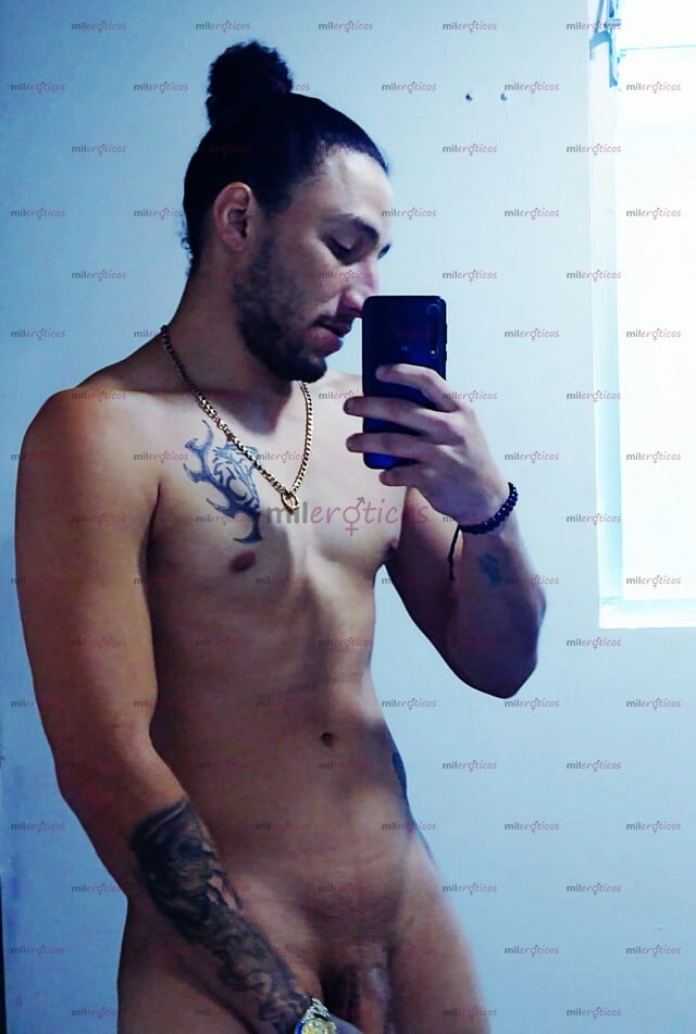 FOTOS DE HOLA SOY EL CHICO DE TU SUEÑO EL QUE TE VA ACOMPLACER EN TODO Y TE ROMPERA