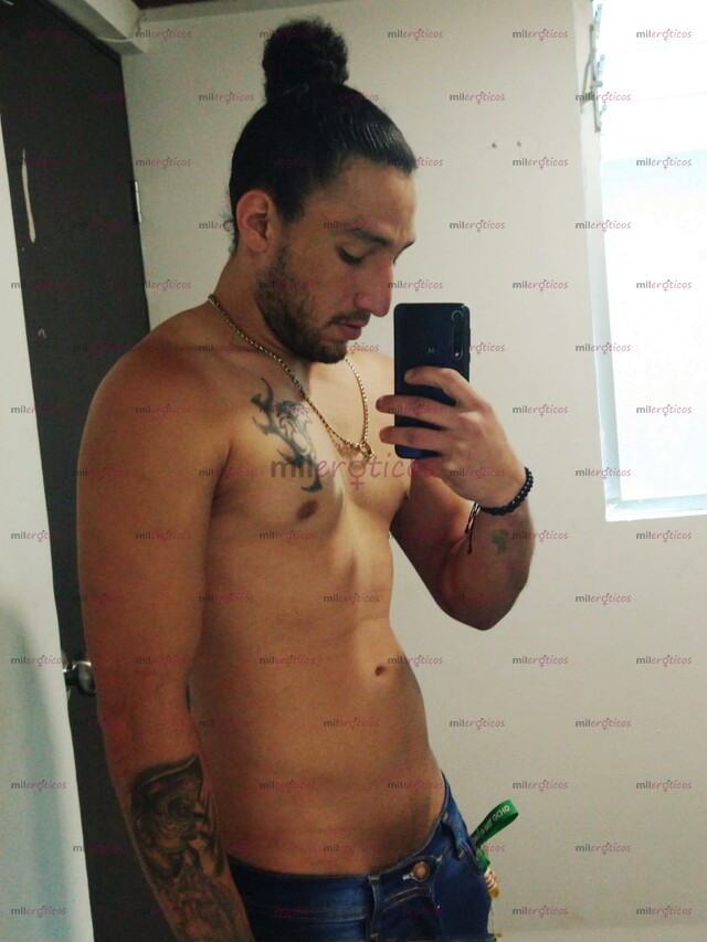 FOTOS DE HOLA SOY KEVIN UN CHICO CALIENTE CON GANAS DE HACERTE MUCHAS COSAS