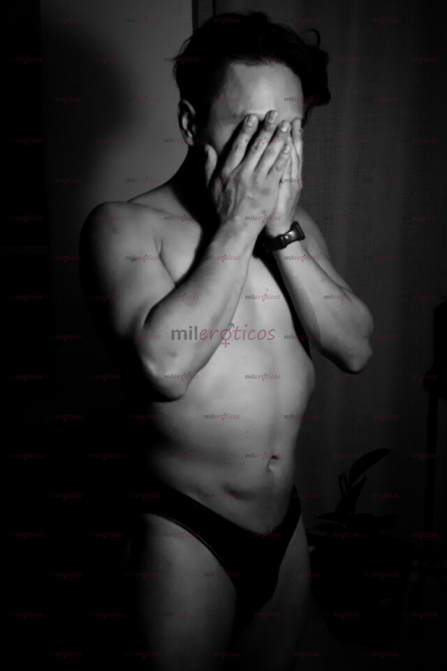 FOTOS DE DELGADO, ATLÉTICO, 15 CMS PARA DELEITAR