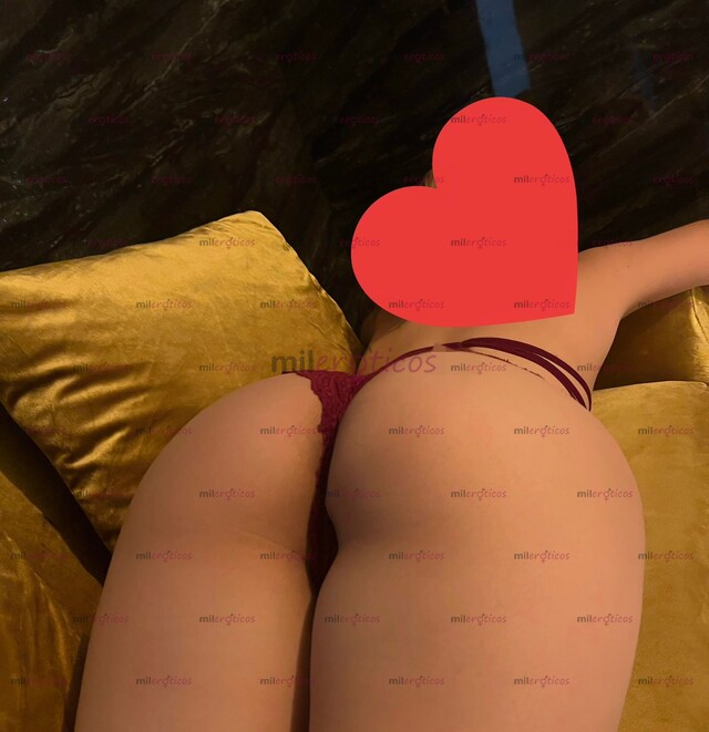 FOTOS DE HOLA SON UNA CHICA PETIT PIEL CLARA COMPLACIENTE Y BIEN CACHONDA