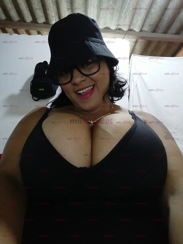 FOTOS DE SOY TU PERRA TETONA, CULONA Y COMPLACIENTE.. APROBECHAME AMOR