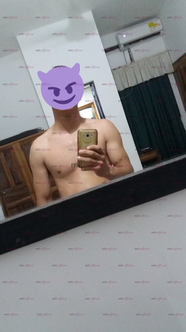 FOTOS DE MADE IN MEDELLO MOR JAJAJA PAISA QUE LE ENCANTA COMERTE TÚ AREPA