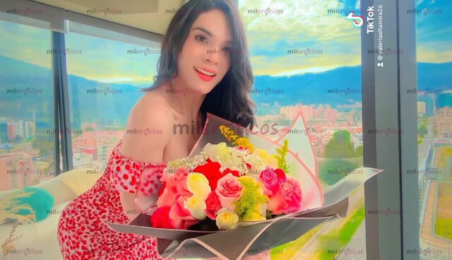 FOTOS DE TU DAMA CON SORPRESA LLEGANDO POR UNA SEMANA BIEN ARRECHA VERSÁTIL CON APTO