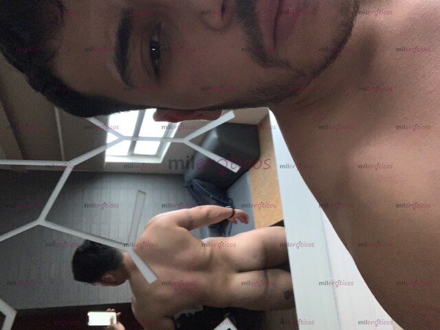 FOTOS DE ALFREDO, BUENAS HERRAMIENTAS Y BUEN CUERPO, DE VISITA