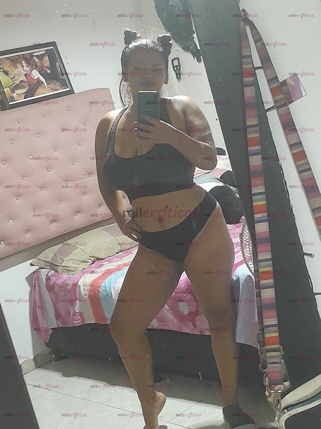 FOTOS DE HOLA LLEGO A CUBA TU MORENA SEXI EXTROVERTIDA LLENA SE MUCHA PASIÓN