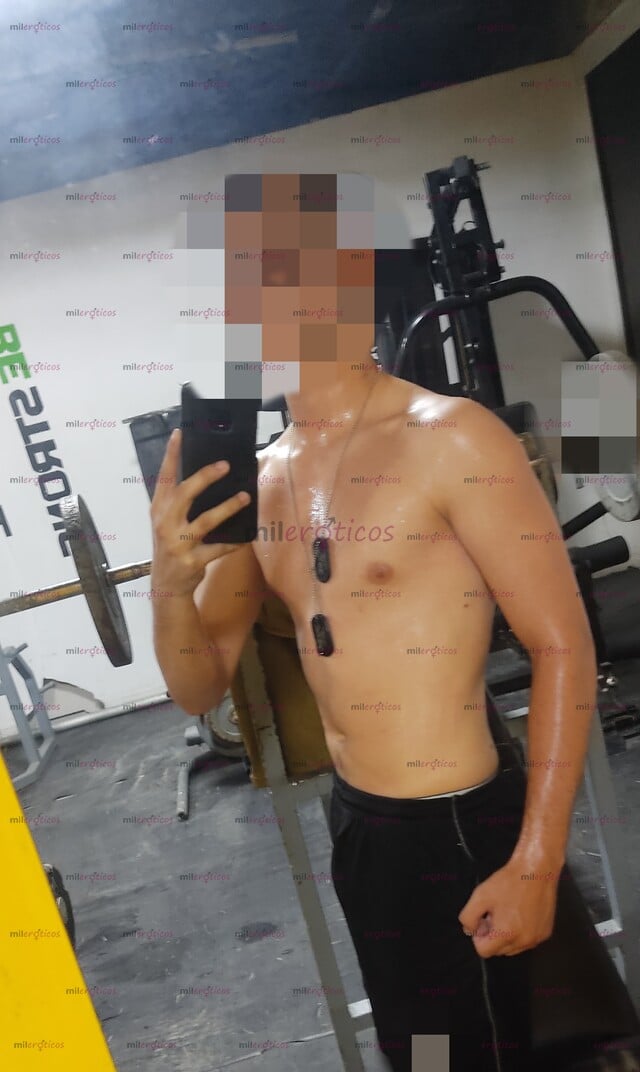 FOTOS DE HOLA MI REINA ACA ESTA TU FLACO QUE VA A COMPLACERTE EN TODO LO QUE QUIERAS