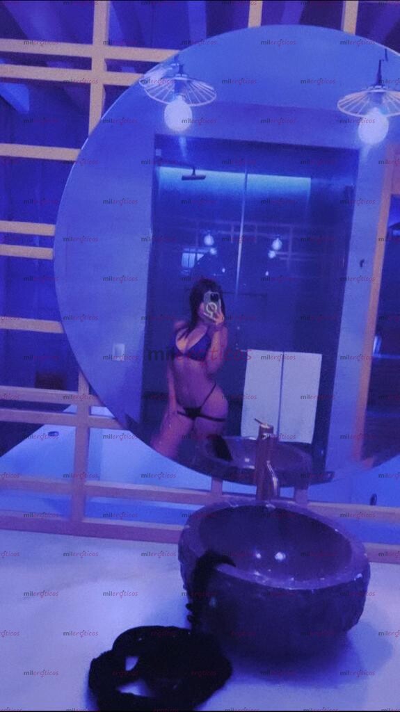 FOTOS DE PETIT BIEN COMPLACIENTE COMPLETAMENTE REAL NADA DE MENTIRAS UNA NENA BIEN MAMII