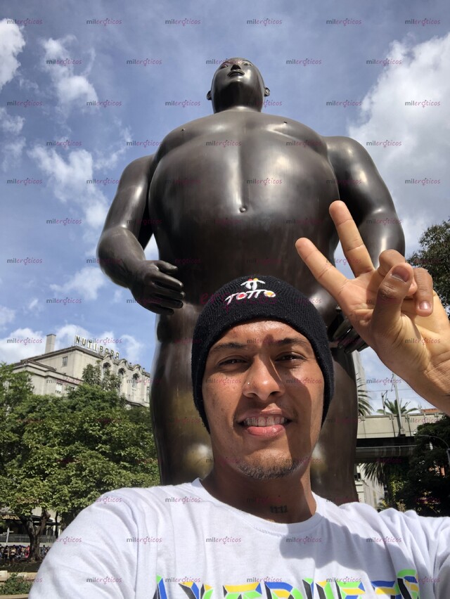 FOTOS DE CHICO DE URABA QUE ANDA DE PASO POR MEDELLÍN