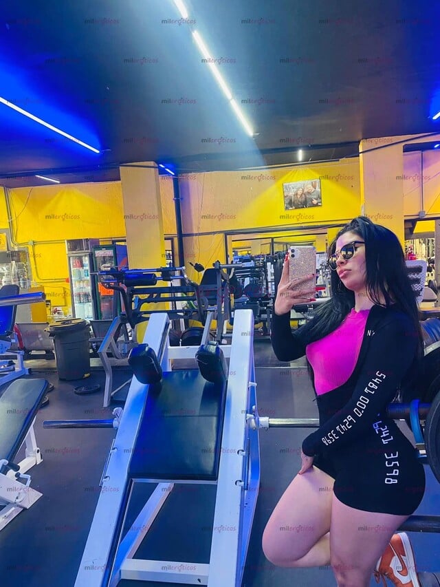 FOTOS DE TATIANA NIÑA BIEN CUERPO DE GYM CARA DE MUÑECA JOVENCITA PETIT