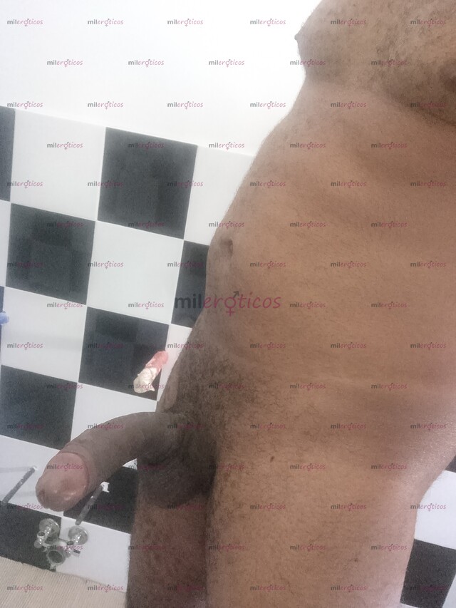 FOTOS DE SONO UN RAGAZZO LATINO MOLTO SEXY CON UN GROSSO CAZZO