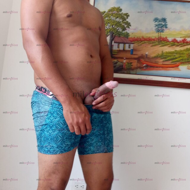 FOTOS DE JOVEN PIJON MORENO MORBOSO Y COMPLACIENTE