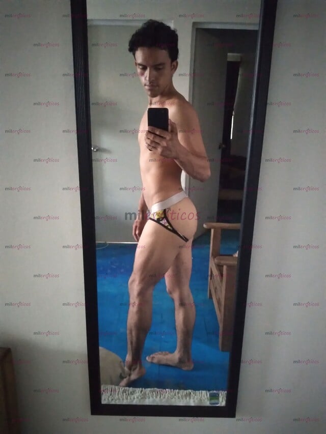FOTOS DE SOY ERICK. INTER(VERSATIL) A DOMICILIO. HAGO DE TODO, PARA HACERTE FELIZ.