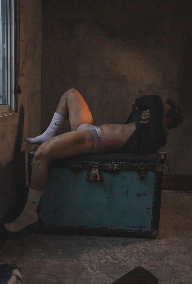 FOTOS DE HOMBRE VARONIL , MASCULINO , DISCRETO , ATLÉTICO