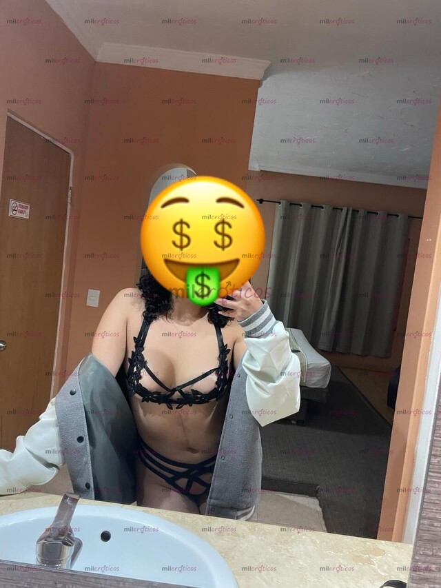FOTOS DE ANDREA CHICA DE 22 AÑOS BONITA CHICA RELACIONES ILIMITADAS