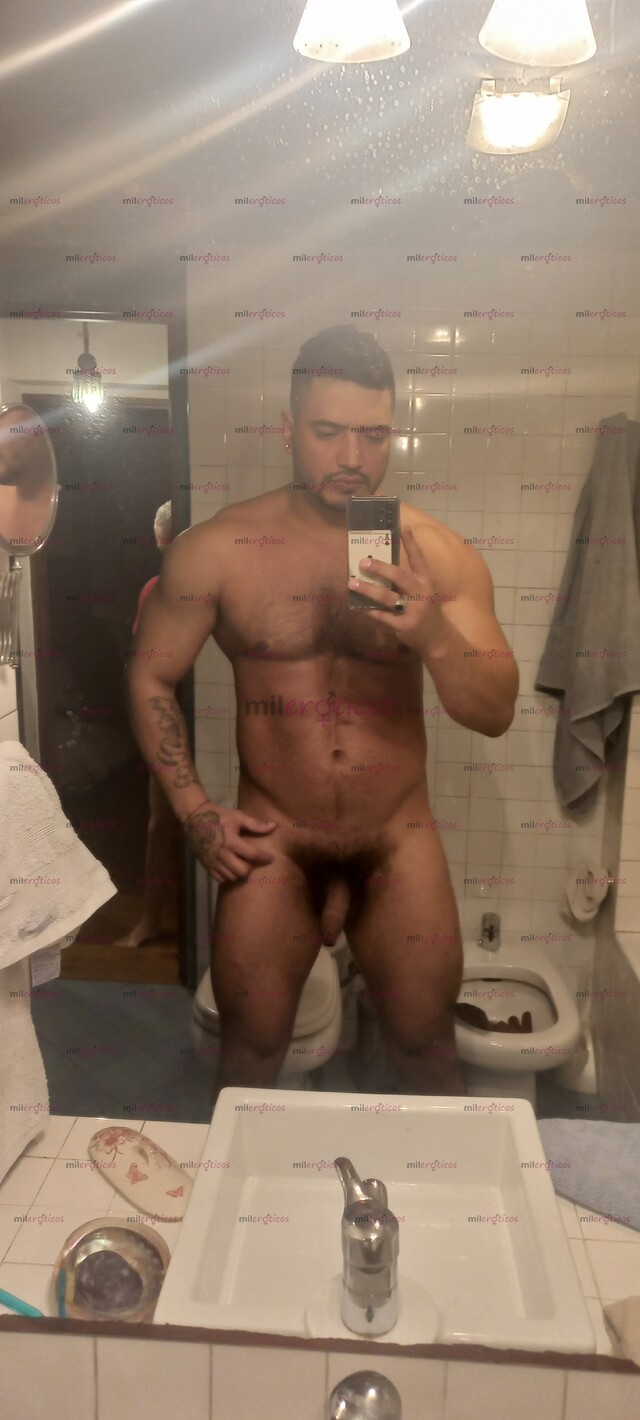 FOTOS DE MACHO DE 2 METROS VERGUDO PELUDO MACHETE GRUESO ,VEN Y COMPRUEBALO