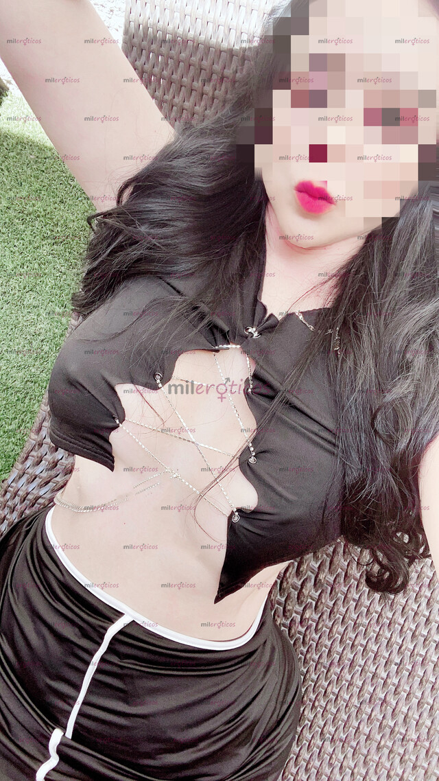 FOTOS DE DELICIOSA PIEL BLANCA ENORMES PECHOS Y RICOS PUEDES CHUPAR LAMBER