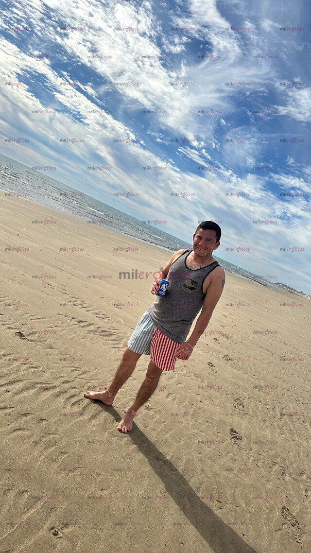 FOTOS DE CHICO EN BUSCA DE UN RATO AGRADABLE COMPLACIENDO