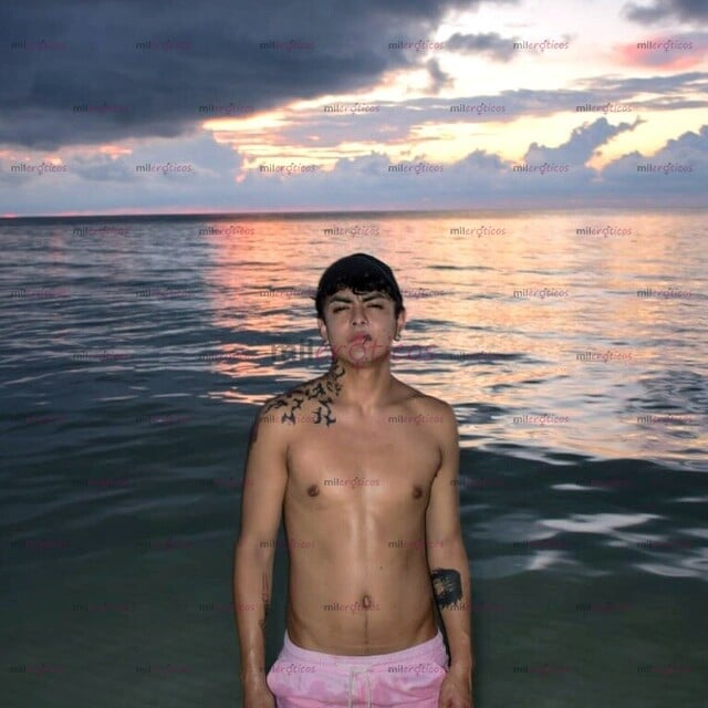 FOTOS DE RICO TWINK CON BUENA VERGA Y CULO COMPLACIENTE Y DISCRETO