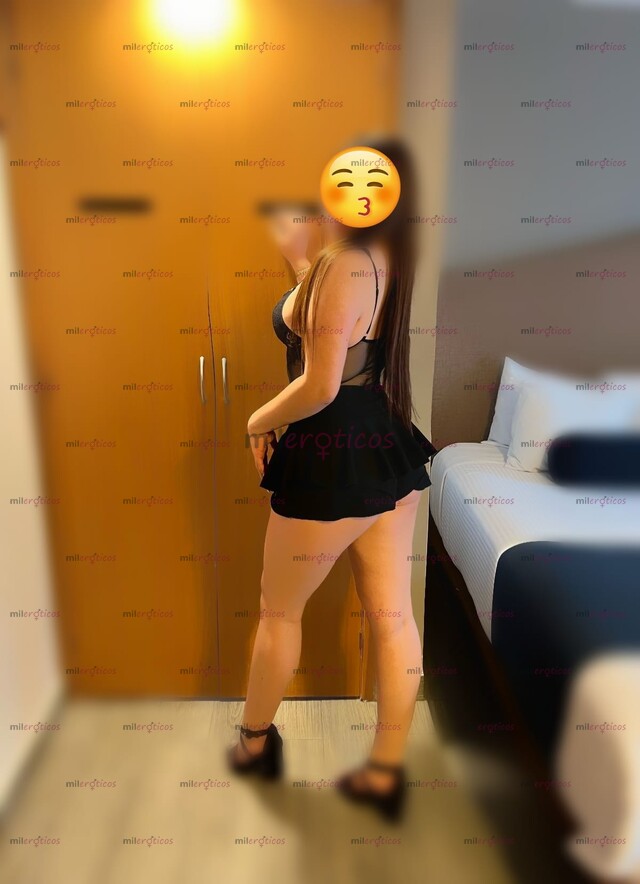 FOTOS DE VANESSA!! JOVENCITA DE 19 AÑOS MUY CACHONDA