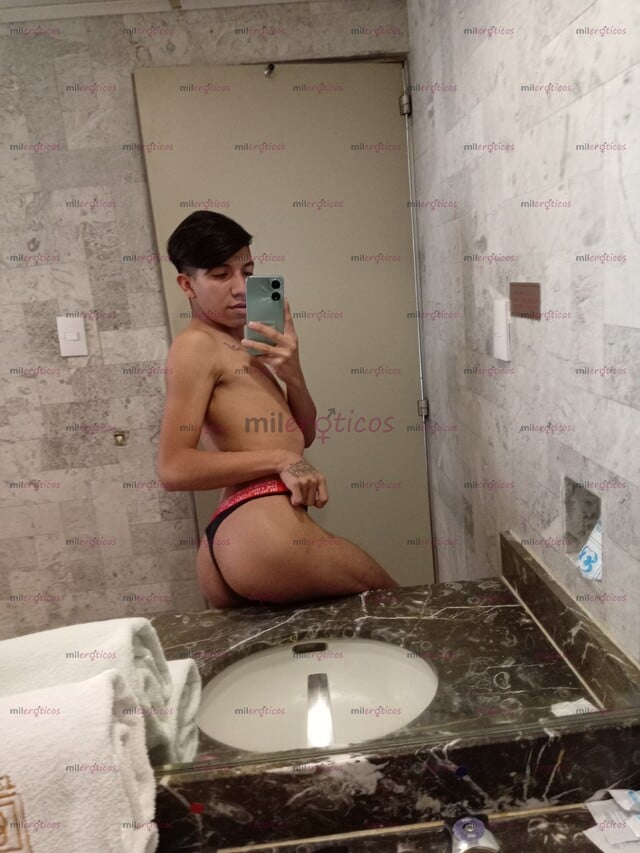 FOTOS DE TWINK DISPONIBLE PARA ENTREGARTE MI CULITO COMO LO MERECES