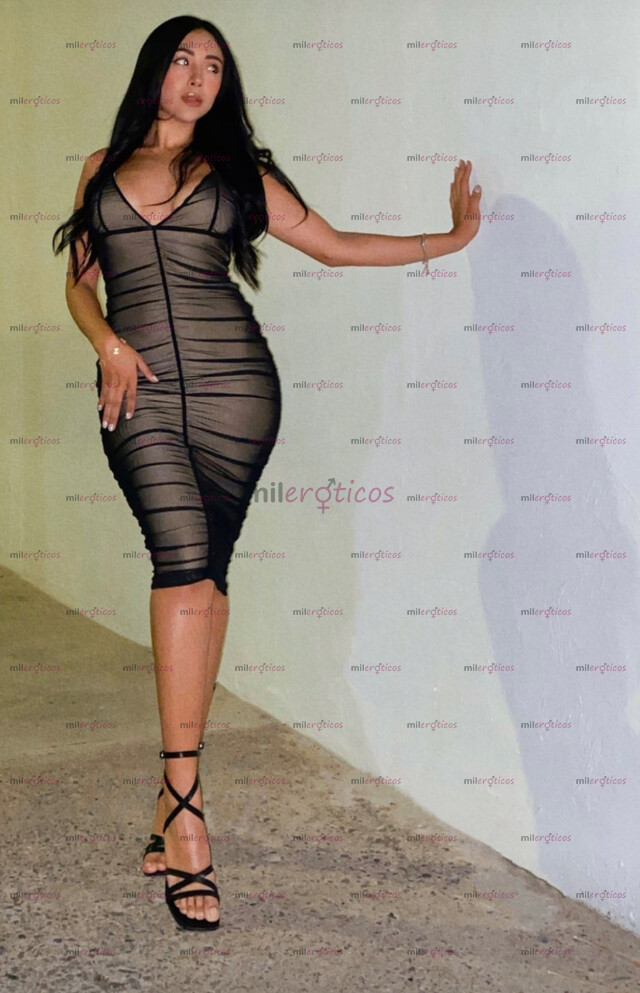 FOTOS DE DANIELA HERMOSA TAPATÍA RECIÉN LLEGADA SÚPER SEXI Y ELEGANTE , DISFRÚTALO!