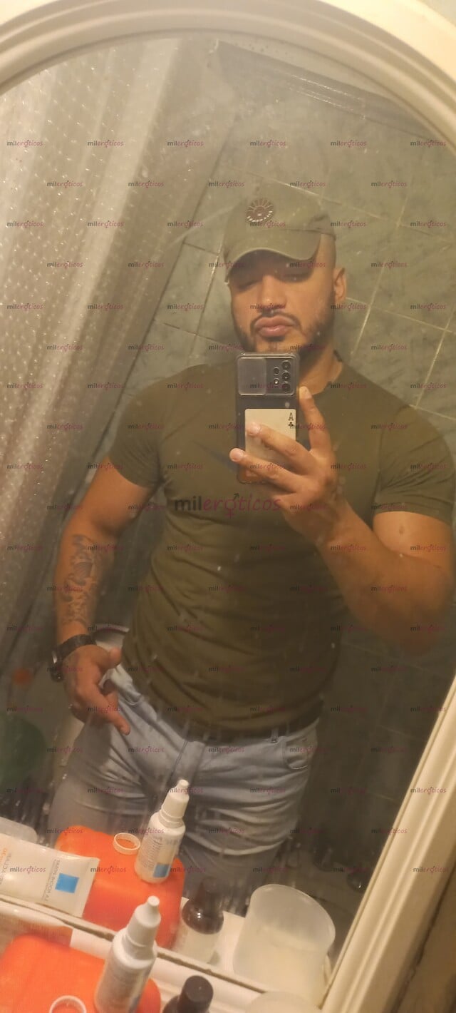 FOTOS DE MACHO DOMINANTE PELUDO CASI 2 METROS MACHETE GRUESO DOMADOR IMCOMPARABLE