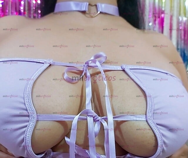 FOTOS DE COQUETTE JOVENCITA CULONCITA CON DEPARTAMENTO ORAL AL NATURAL Y TRIOS !