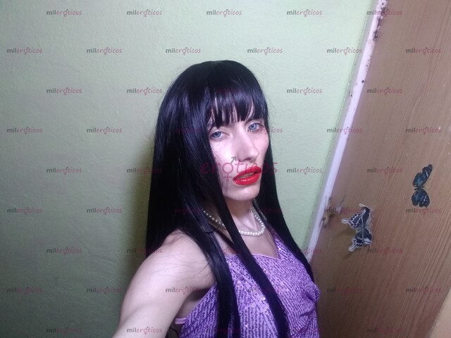 FOTOS DE CHICA TRANS, COMPLETAMENTE SENSUAL Y SOY SOY MUY JOVEN DE 19 AÑOS.