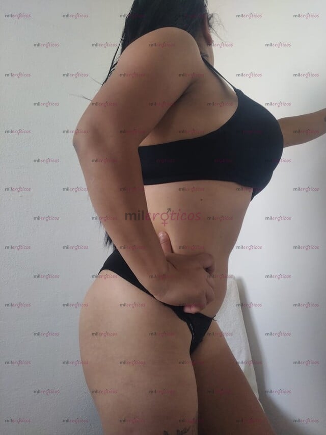 FOTOS DE HERMOSA CINTHYA 23 AÑOS ARDIENTE Y AMANTE EN EL SEXO