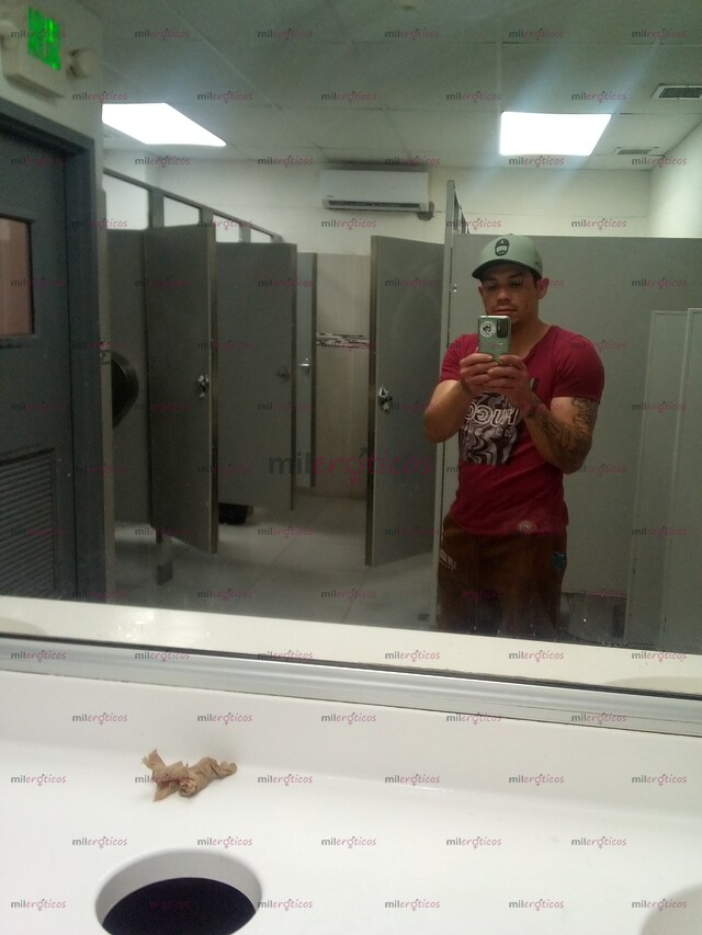 FOTOS DE ACTIVO DOTADO DE VERGA GRUESA LECHERO RELACIONES DURADERAS I COMPLACIENTE