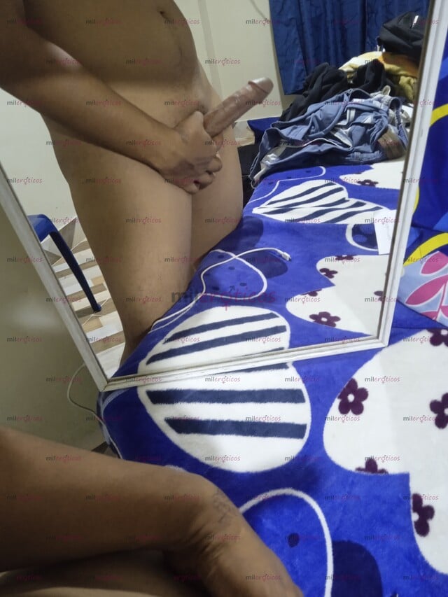 FOTOS DE JEFFREY MORENO ESTÁ DISPUESTO A CUMPLIR TODAS TUS FANTASIAS LLEGADO HACE POCDÍAS
