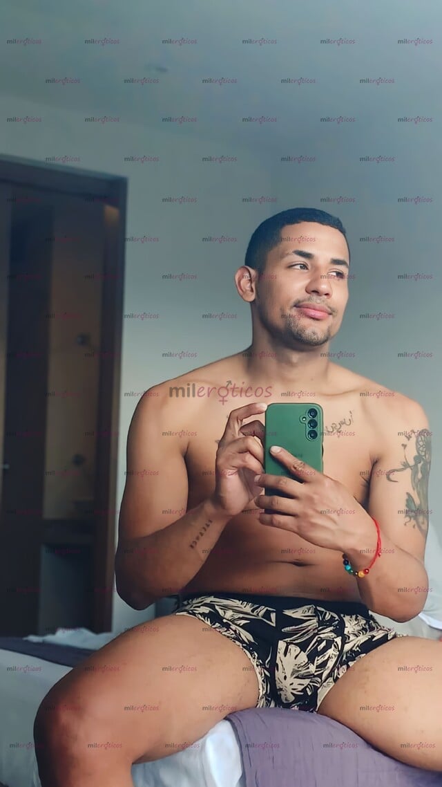 FOTOS DE GUAPO, VARONIL, DISCRETO, Y BIEN CACHONDO. TE OFREZCO UN MASAJE VERSÁTIL VEGON