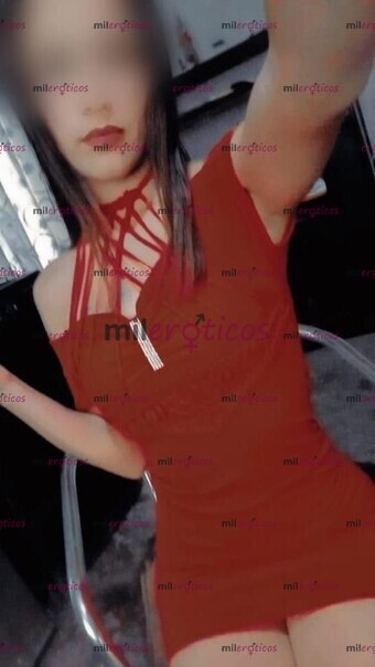 FOTOS DE AMOR SOY DAKOTTA UNA PERRITA MUY SEXY Y COMPLACIENTE LISTA PARA TI