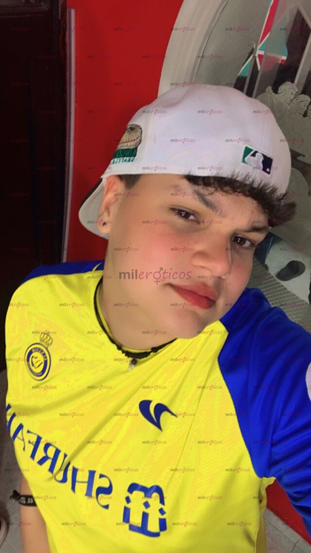 FOTOS DE VENTA DE CONTENIDO HOT, SOY UN CHICO TRANS MUY COMPLACIENTE