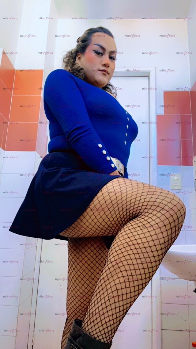 FOTOS DE NENA SUMISA, DISPUESTA A SER DOMADA LLENA DE PLACER