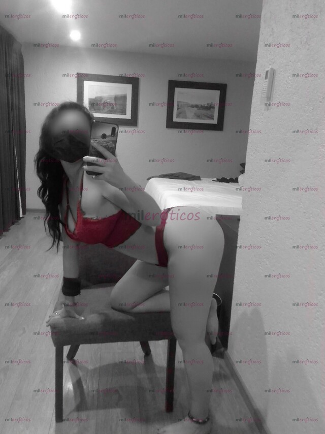 FOTOS DE CONMIGO NO NECESITAS BUSCAR ... NO LE PIDO NADA A UNA EXTRANJERA